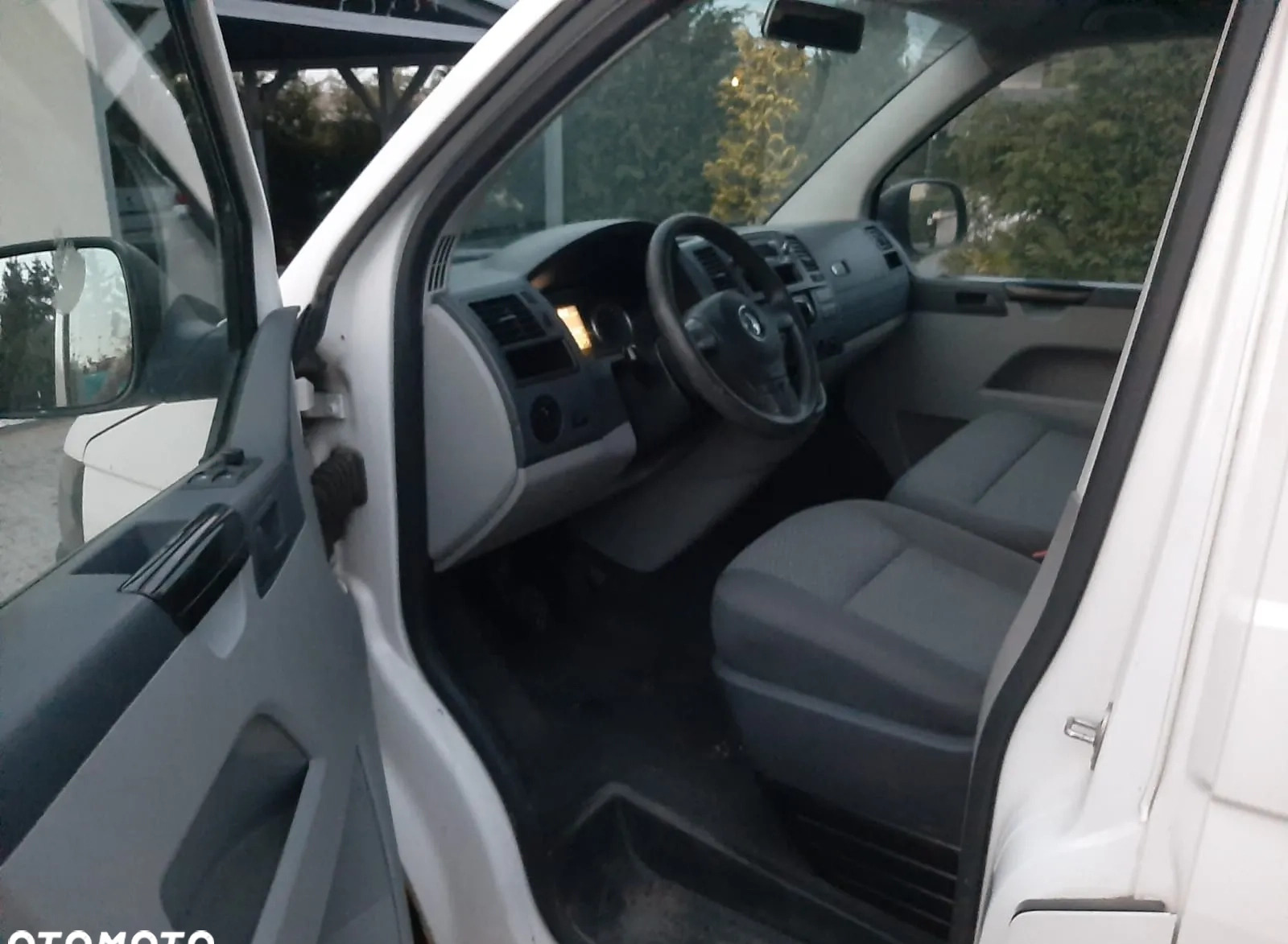 Volkswagen Transporter cena 32900 przebieg: 449000, rok produkcji 2012 z Bolesławiec małe 56